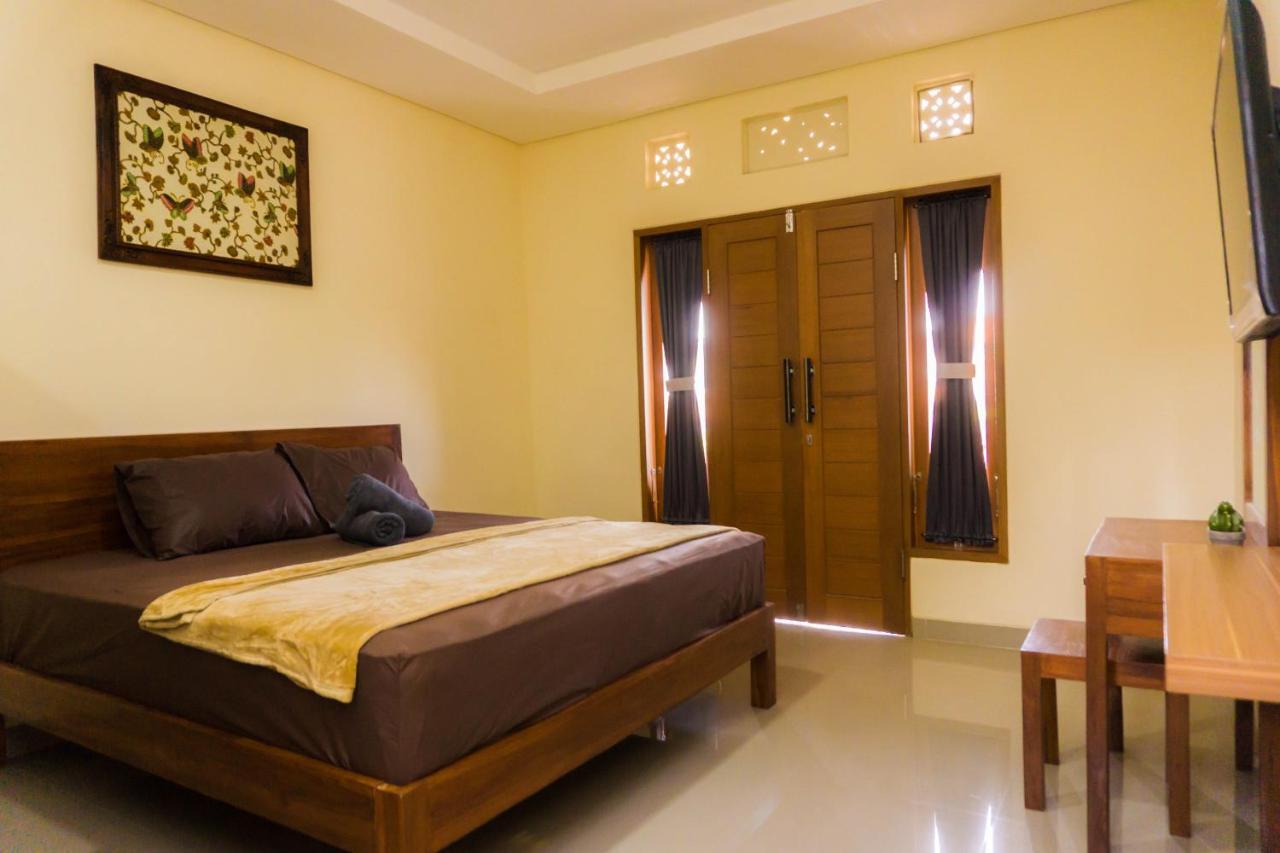 Hotel Cakra House Denpasar Exterior foto
